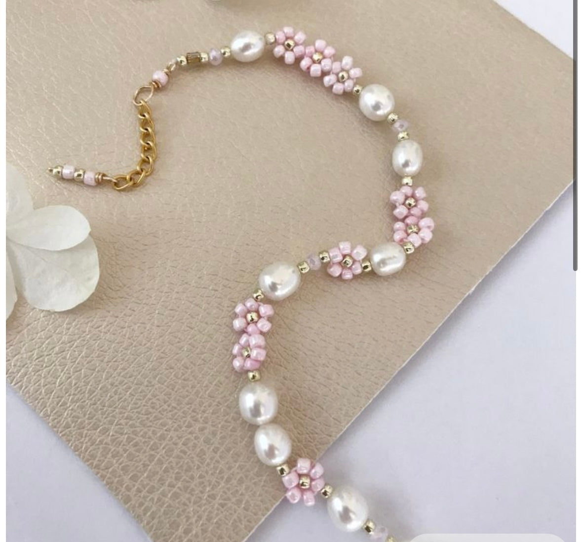 Pink Flower Beads & White Pearl Pendant Mala Necklace for Women | Trendy Korean Aesthetic Jewellery | Premium Quality – Ridha Pearls