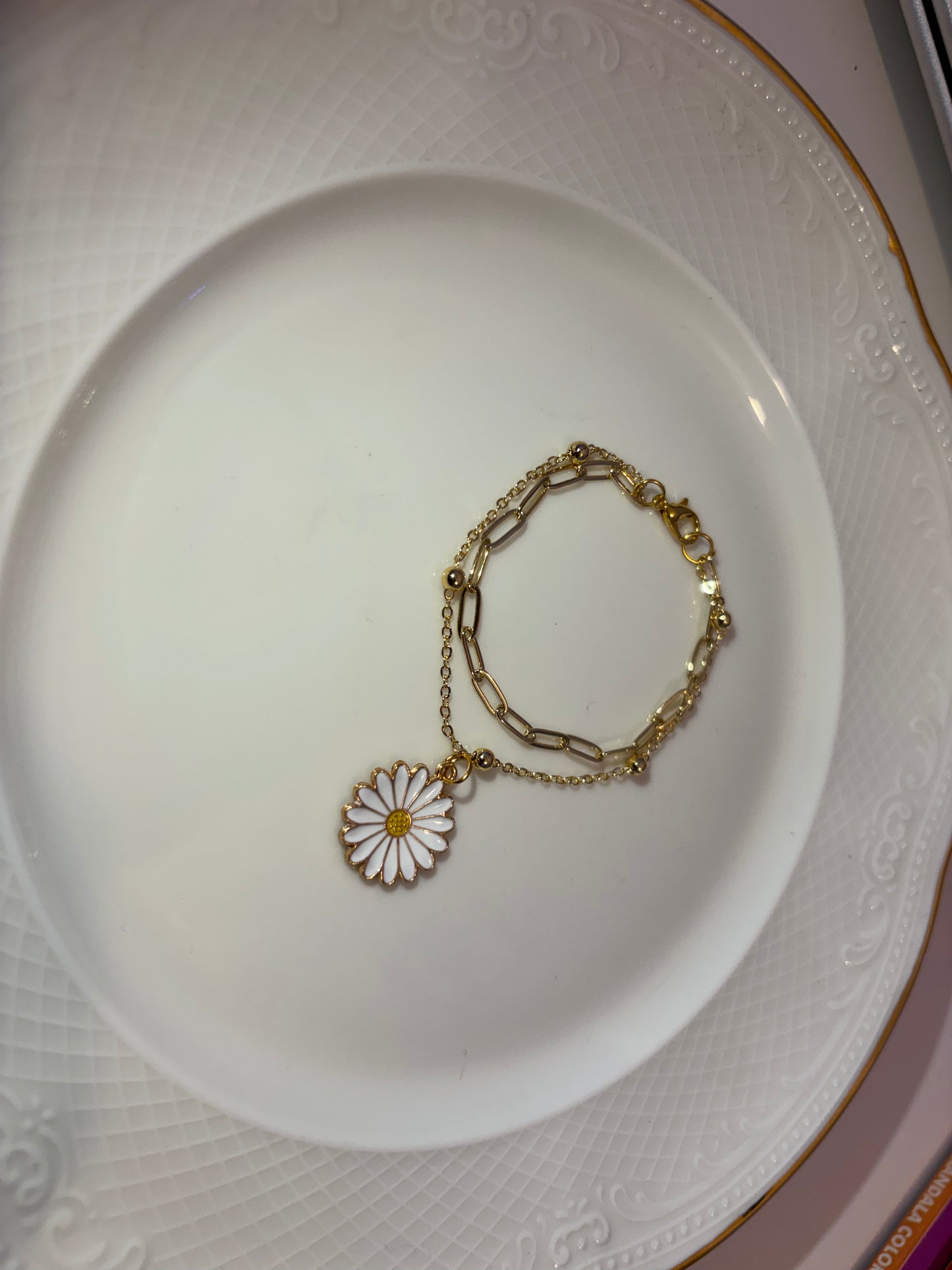 Dizzy Flower Anti-Tarnish Bracelet – Cute Floral Beaded Waterproof Bracelet for Women || Ridhapearls
