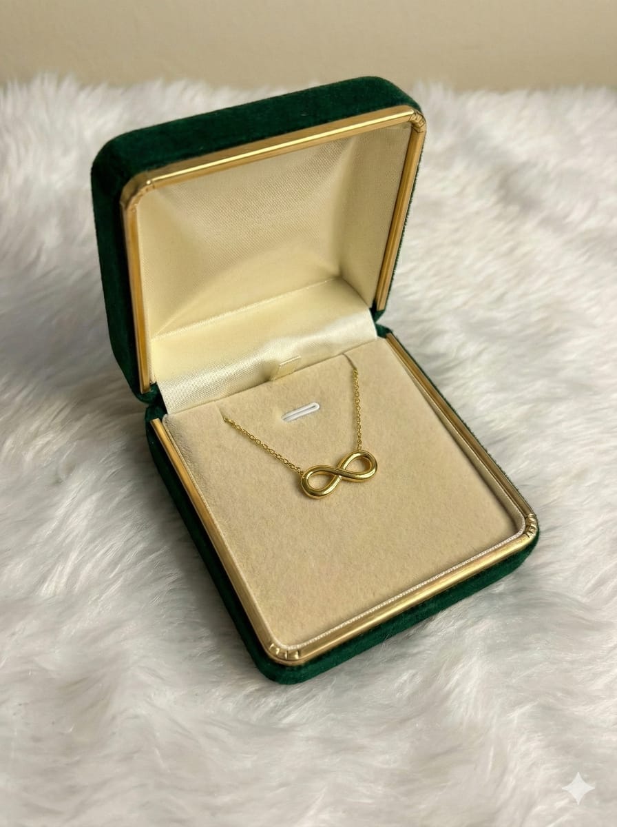  Elegant infinity pendant necklace for daily wear