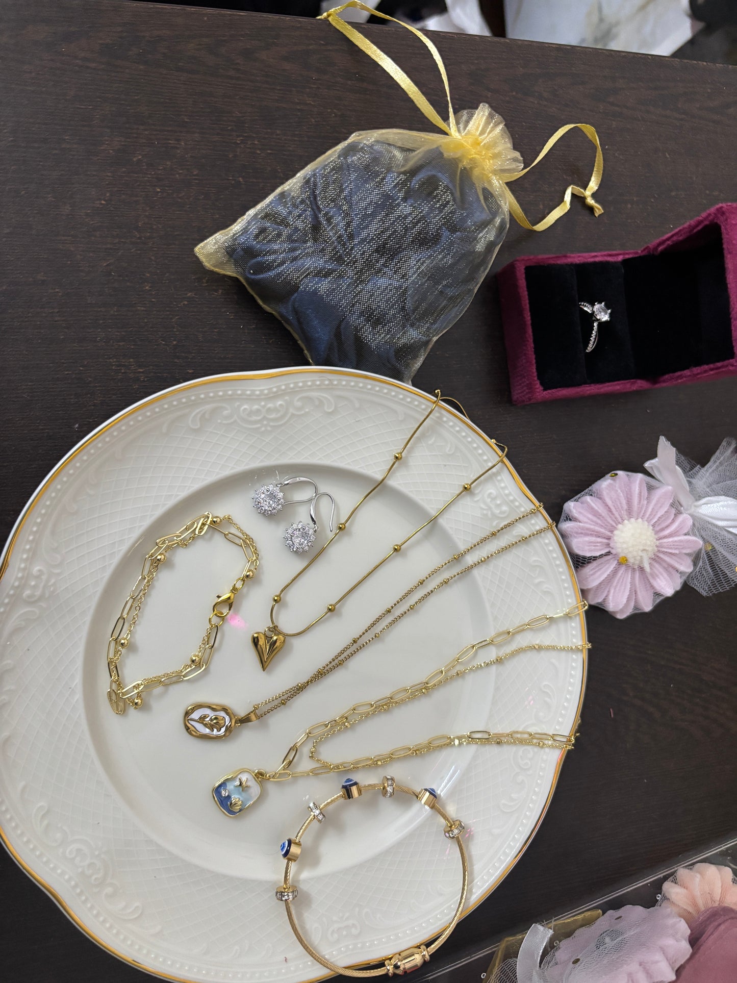 Luxury Valentine’s Day Jewelry Gift Set – Handcrafted Pearl & Gold Charm Collection for Her