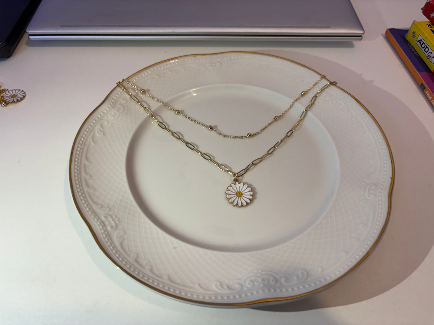 Daisy Flower Pendant Necklace | 2 Layer Anti-Tarnish Chain for Women | Elegant Minimal Jewellery India