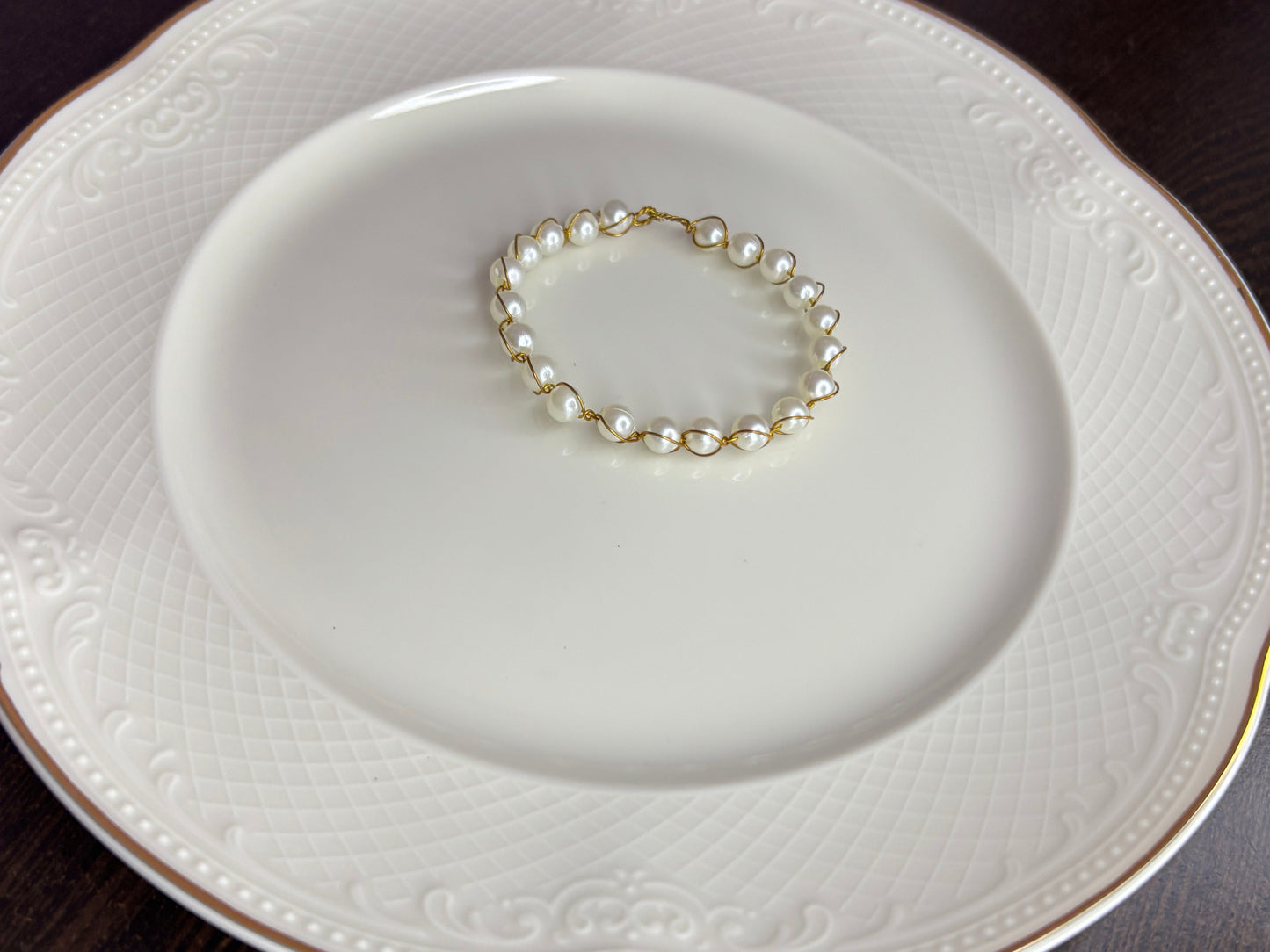 Elegant White Pearls & Beads Bracelet for Women | Handcrafted Bridal & Daily Wear – RidhaPearls