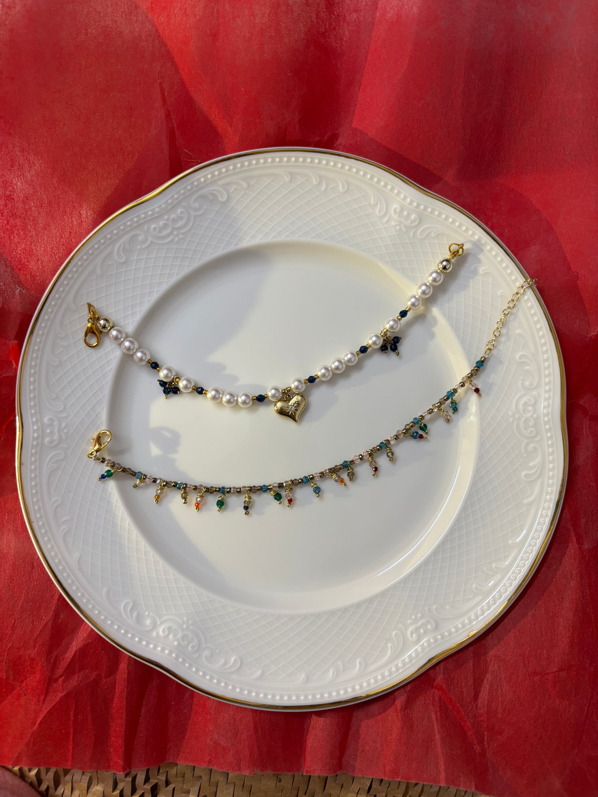 Trendy beads bracelet for women online