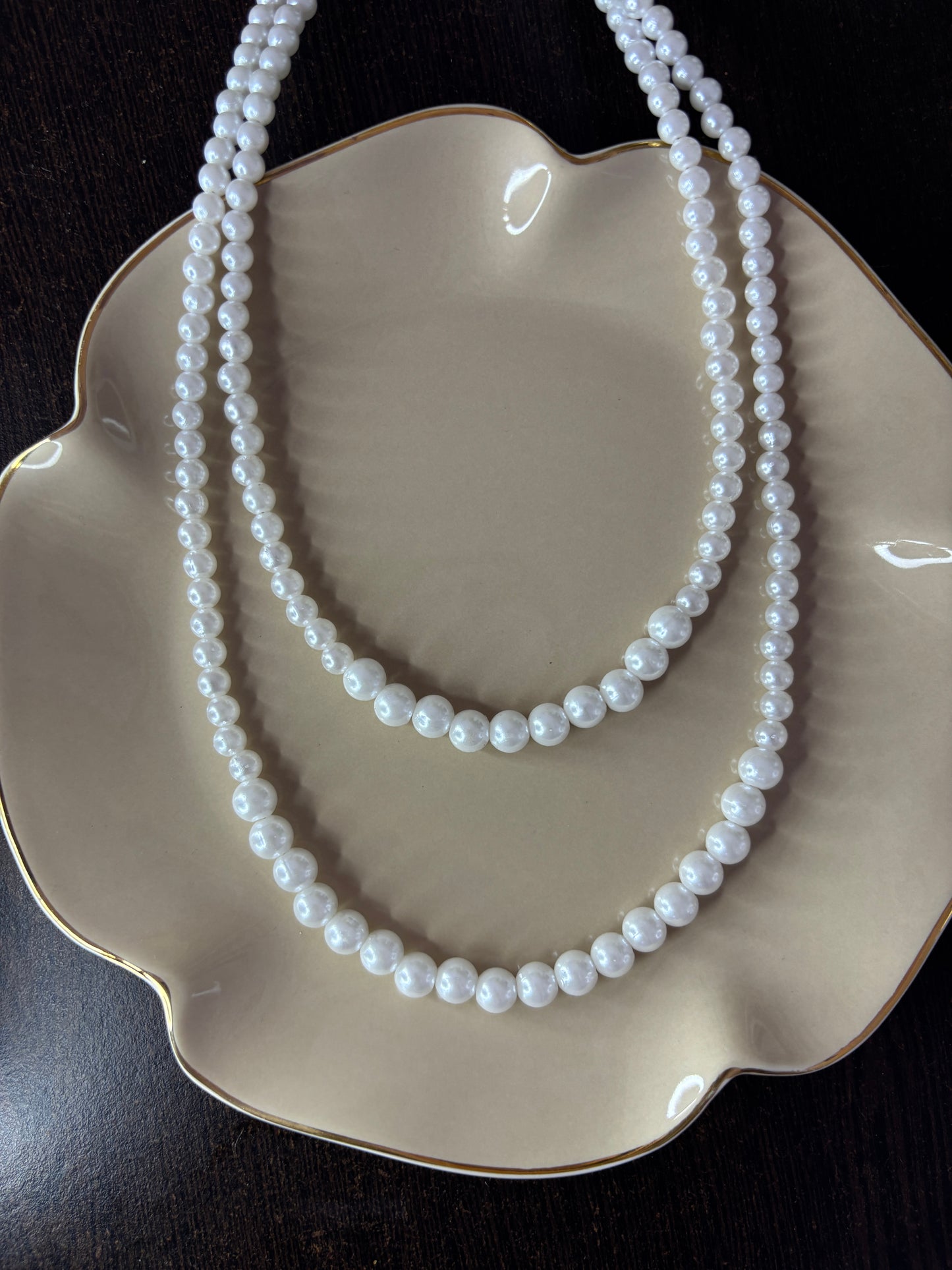 elegant pearl jewellery necklace