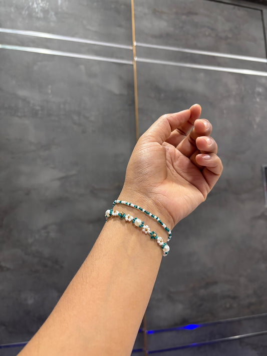 Blue & White Flower Beads Bracelet for Women | Handmade Floral Jewellery – RidhaPearls